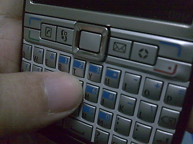 Nokia E61i - Keyboard